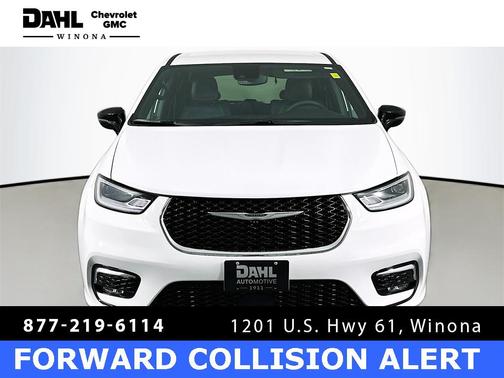 2025 Chrysler Pacifica L