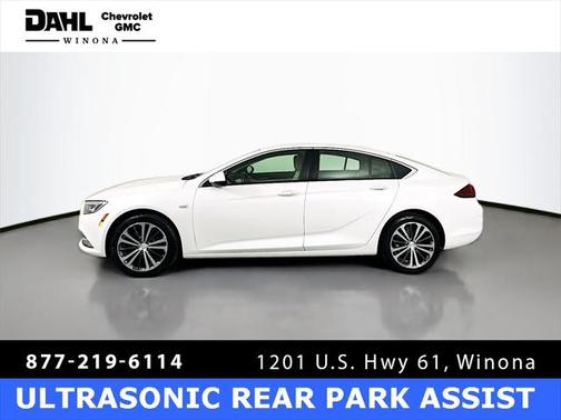 2018 Buick Regal Sportback Essence