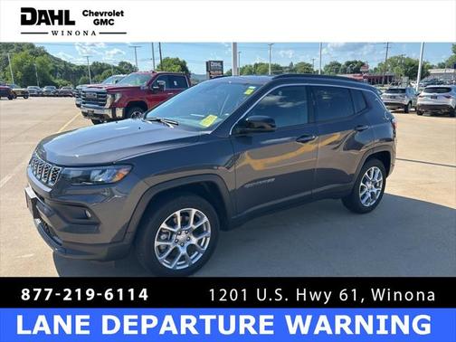 2024 Jeep Compass Latitude Lux