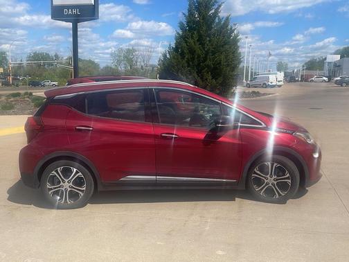 Cajun Red Tintcoat 2017 Chevrolet Bolt EV Premier