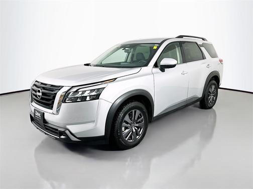 2023 Nissan Pathfinder SV 4WD