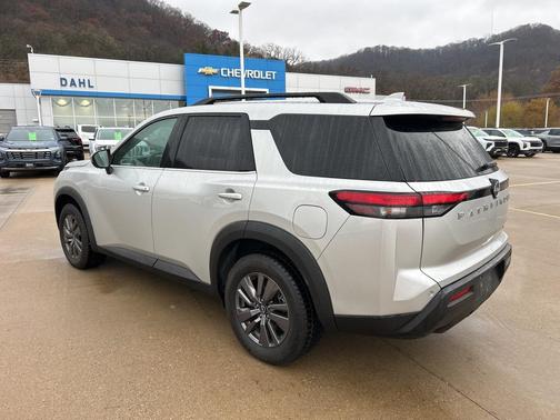 2023 Nissan Pathfinder SV 4WD