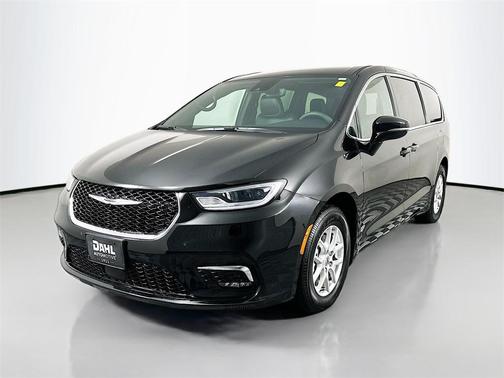 2025 Chrysler Pacifica L