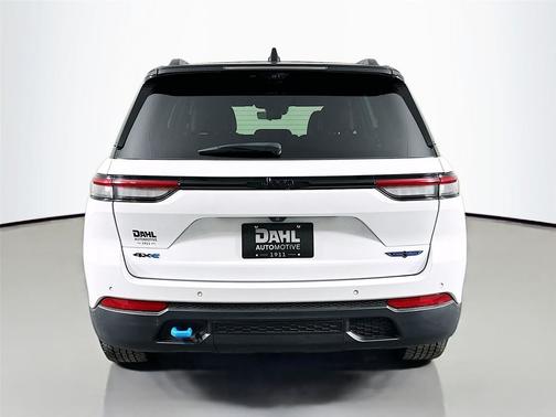 2022 Jeep Grand Cherokee 4xe Trailhawk