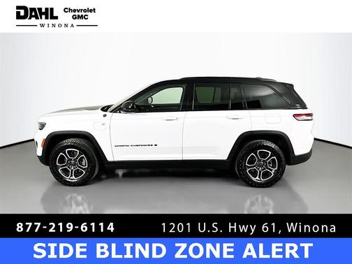 2022 Jeep Grand Cherokee 4xe Trailhawk