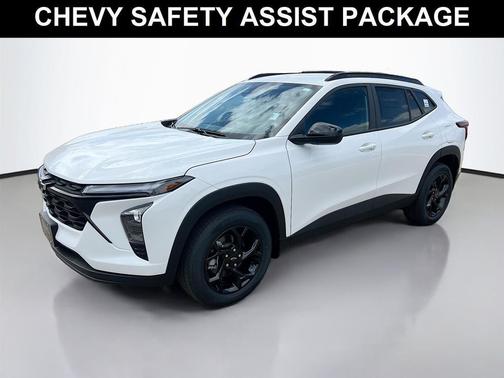 Summit White 2026 Chevrolet Trax LT