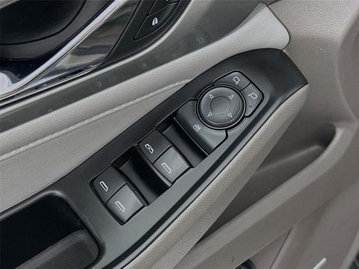 2018 Chevrolet Traverse LT Leather