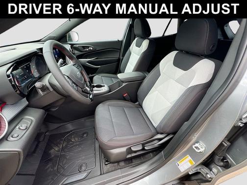 Sterling Gray Metallic 2026 Chevrolet Trax FWD 1RS