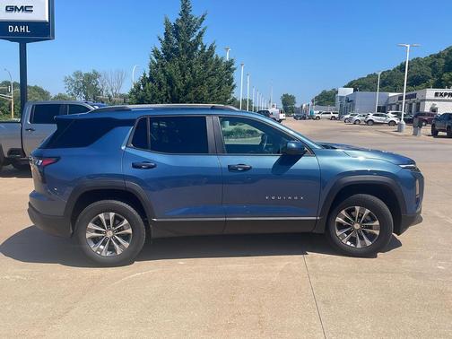 Lakeshore Blue Metallic 2025 Chevrolet Equinox 1LT