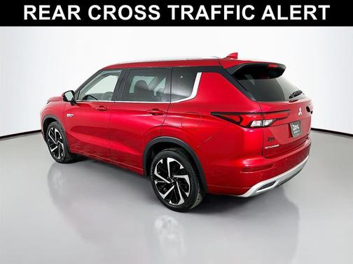 2023 Mitsubishi Outlander PHEV SEL