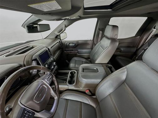 White Frost Tricoat 2019 GMC Sierra 1500 Denali