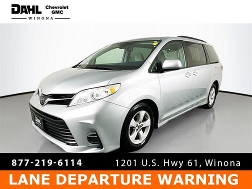 2020 Toyota Sienna LE