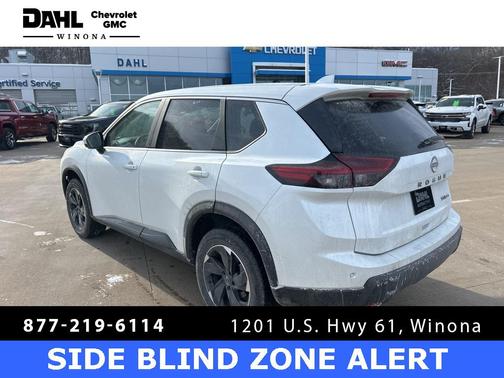 2024 Nissan Rogue SV