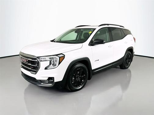 2022 GMC Terrain AWD AT4