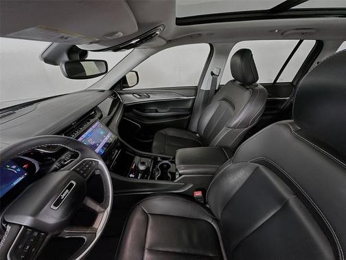 Diamond Black Crystal Pearlcoat 2022 Jeep Grand Cherokee 4xe Base