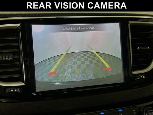 Diamond Black Crystal Pearlcoat 2025 Chrysler Pacifica L
