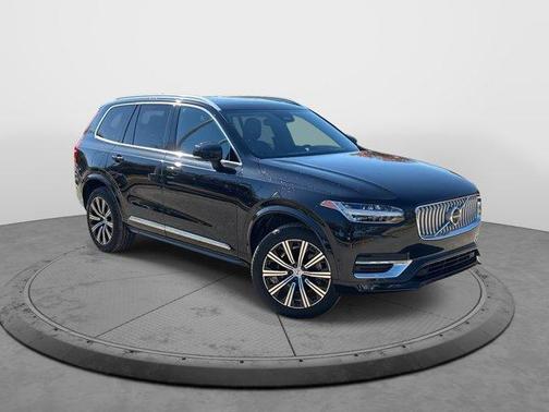 2024 Volvo XC90 B5 Plus Bright Theme