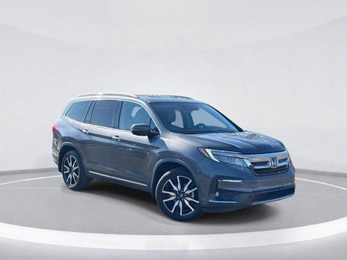 2019 Honda Pilot Touring 8-Passenger