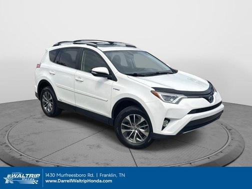 2017 Toyota RAV4 Hybrid XLE