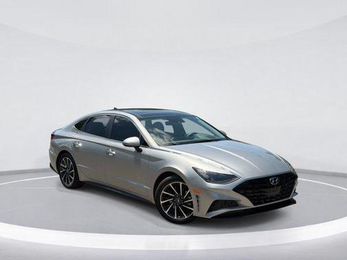 Shimmering Silver Pearl 2020 Hyundai SONATA Limited