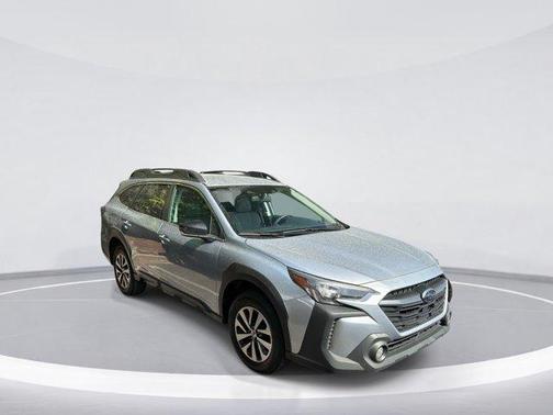 Ice Silver Metallic 2023 Subaru Outback Premium