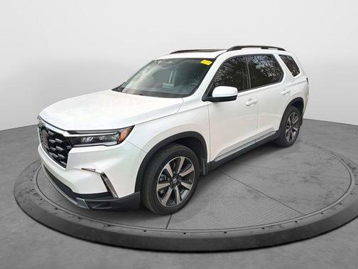 2023 Honda Pilot Touring