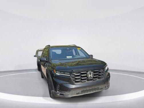 Crystal Black Pearl 2023 Honda Pilot Sport