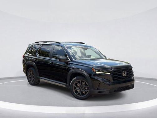 Crystal Black Pearl 2023 Honda Pilot Sport