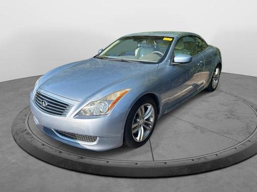 2009 INFINITI G37 