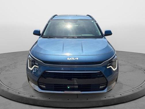 2024 Kia Niro Plug-In Hybrid SX Touring