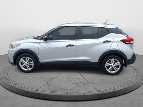 2020 Nissan Kicks S