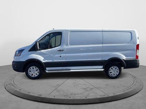 2024 Ford Transit-250 