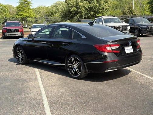 Crystal Black Pearl 2021 Honda Accord Hybrid Touring