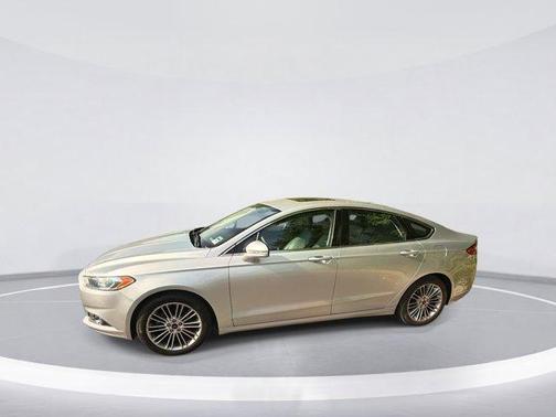Ingot Silver Metallic 2014 Ford Fusion SE