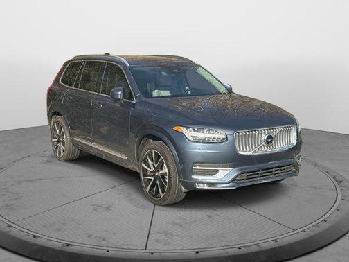 2024 Volvo XC90 B6 Plus Bright Theme 7-Seater