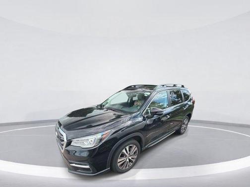 Crystal Black Silica 2022 Subaru Ascent Limited 7-Passenger