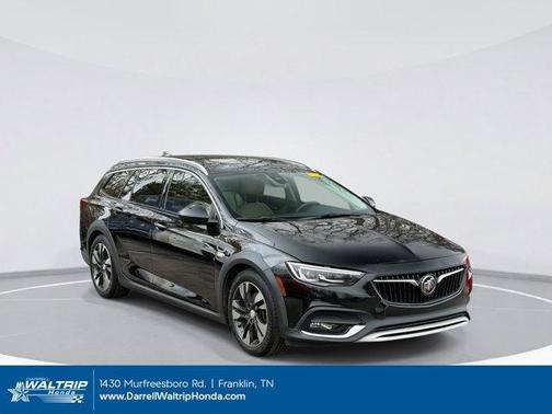 2019 Buick Regal TourX Essence