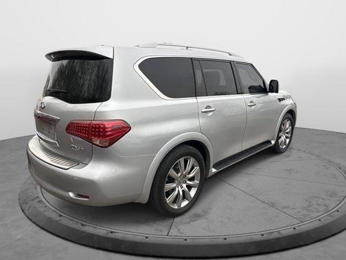 2013 INFINITI QX56 Base