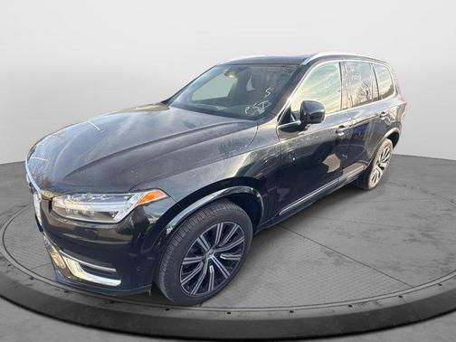 2024 Volvo XC90 B5 Plus Bright Theme