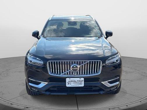 2024 Volvo XC90 B5 Plus Bright Theme