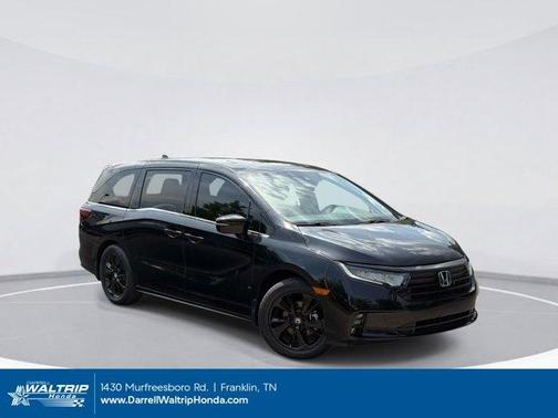 Crystal Black Pearl 2024 Honda Odyssey Sport