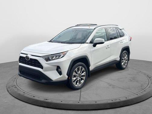 2019 Toyota RAV4 XLE Premium