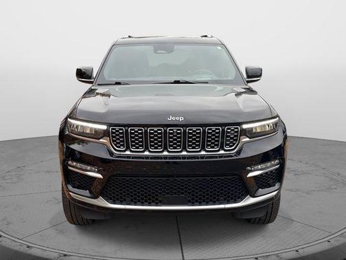 2023 Jeep Grand Cherokee Summit