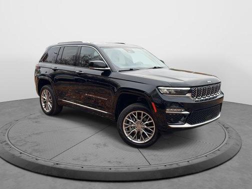 2023 Jeep Grand Cherokee Summit