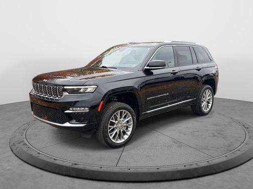 2023 Jeep Grand Cherokee Summit