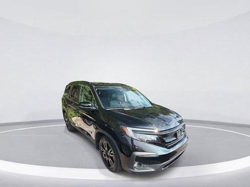 Crystal Black Pearl 2021 Honda Pilot Special Edition
