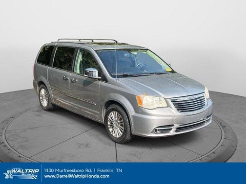 2013 Chrysler Town & Country Touring-L