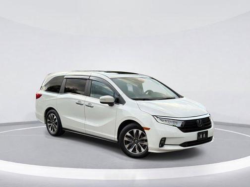 Platinum White Pearl 2022 Honda Odyssey EX-L