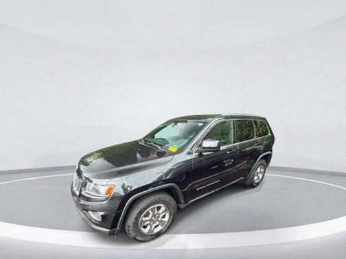 Brilliant Black Crystal Pearlcoat 2016 Jeep Grand Cherokee Laredo