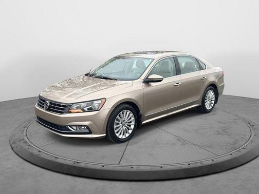 2016 Volkswagen Passat 1.8T SE